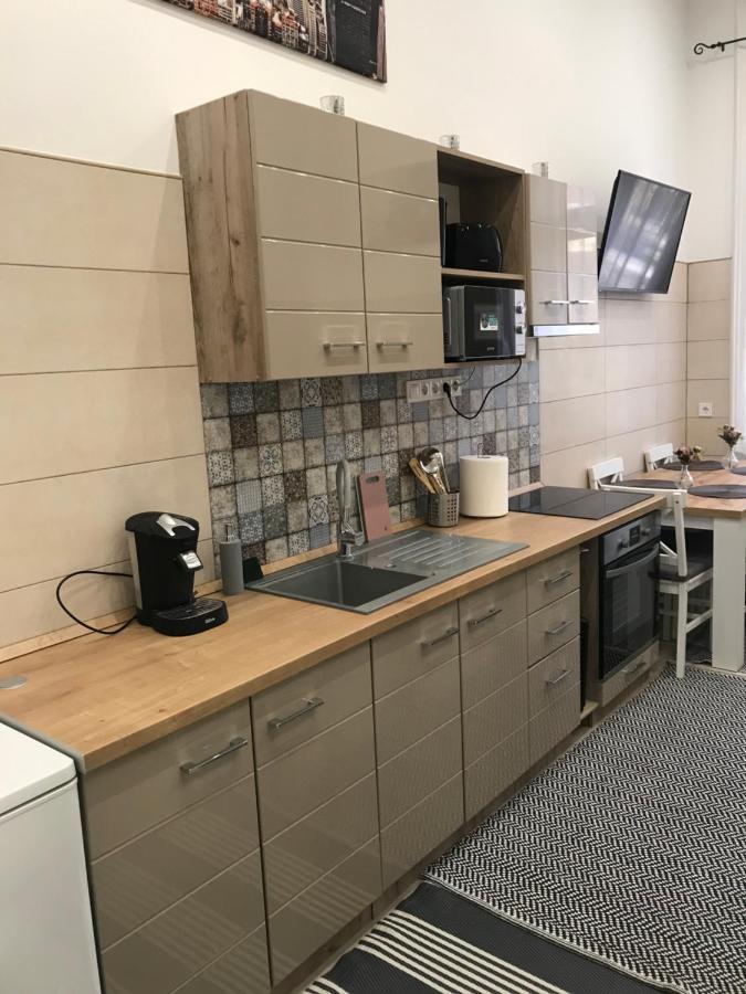 Mora Apartman 2 Кішкунфеледьгаза Екстер'єр фото